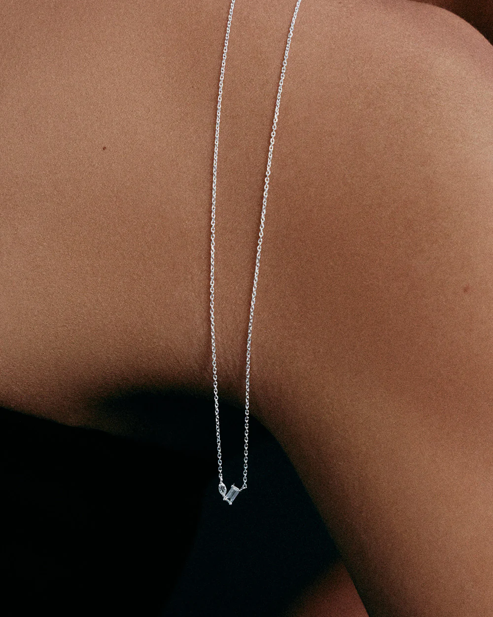 ALBA NECKLACE (STERLING SILVER) - Image 3