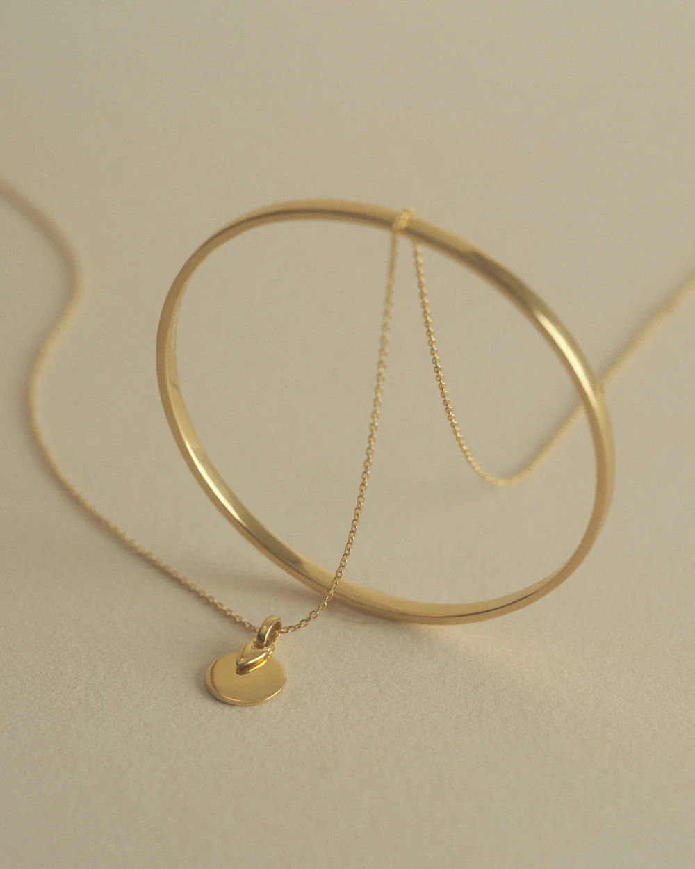 ALIGNMENT ENGRAVABLE NECKLACE (18K GOLD VERMEIL) - Image 6