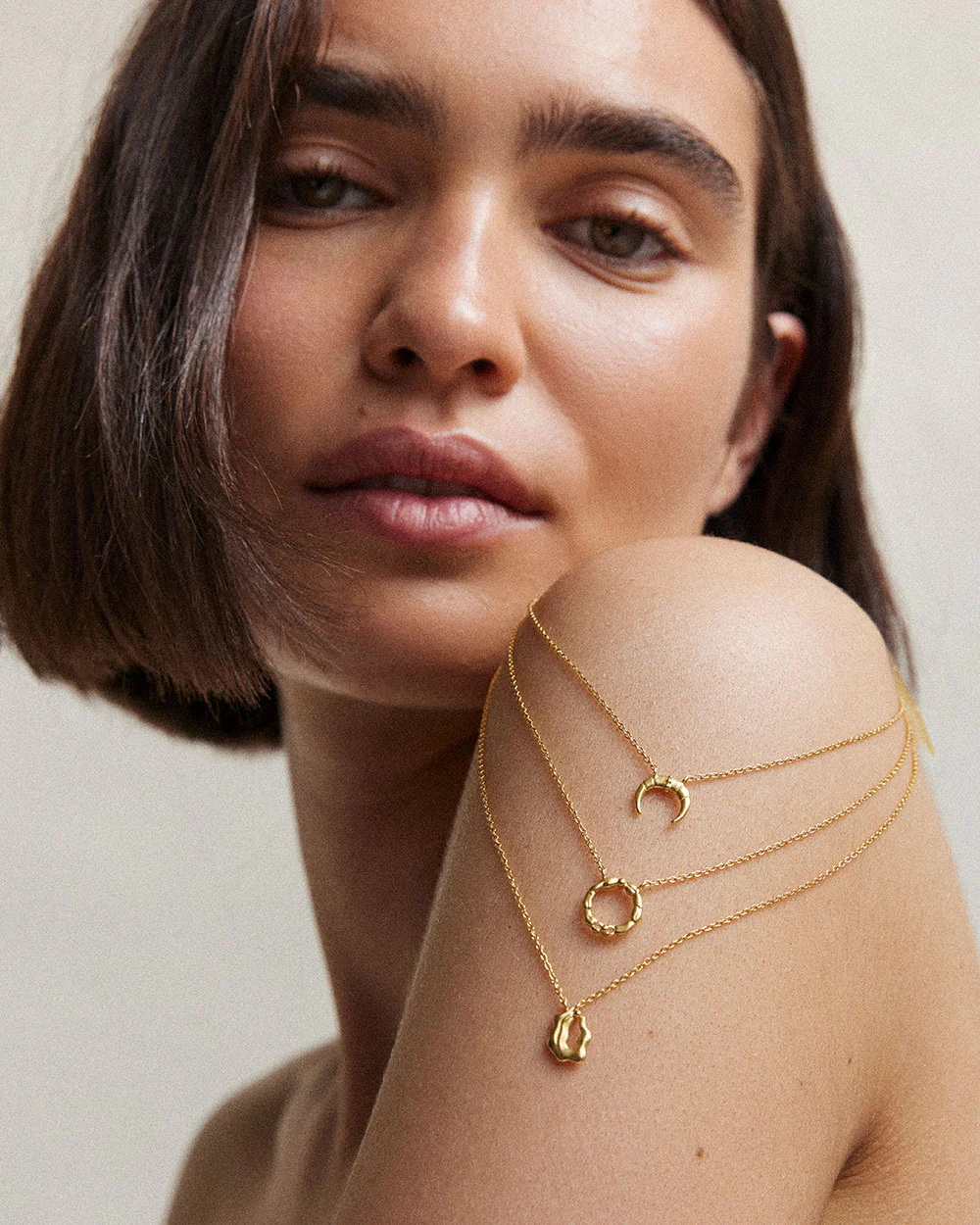 AQUARIUS STAR SIGN NECKLACE (18K GOLD VERMEIL) - Image 5