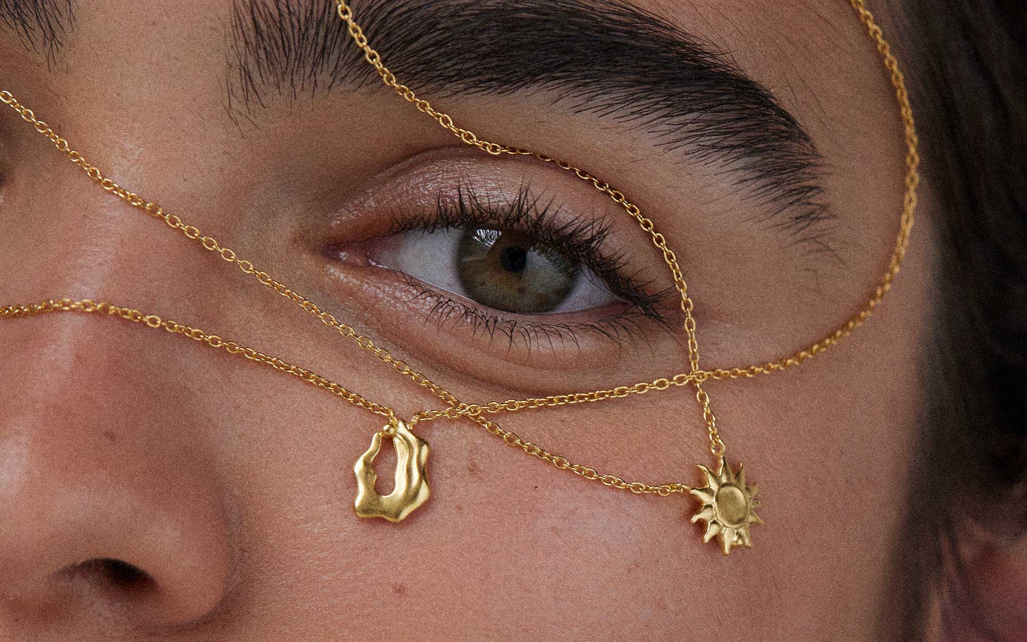 AQUARIUS STAR SIGN NECKLACE (STERLING SILVER) - Image 3
