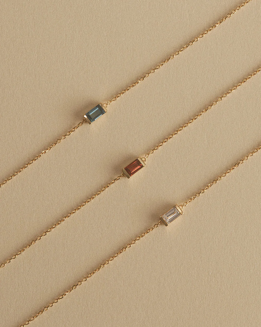 BAGUETTE BIRTHSTONE BRACELET (18K GOLD VERMEIL) - Image 5