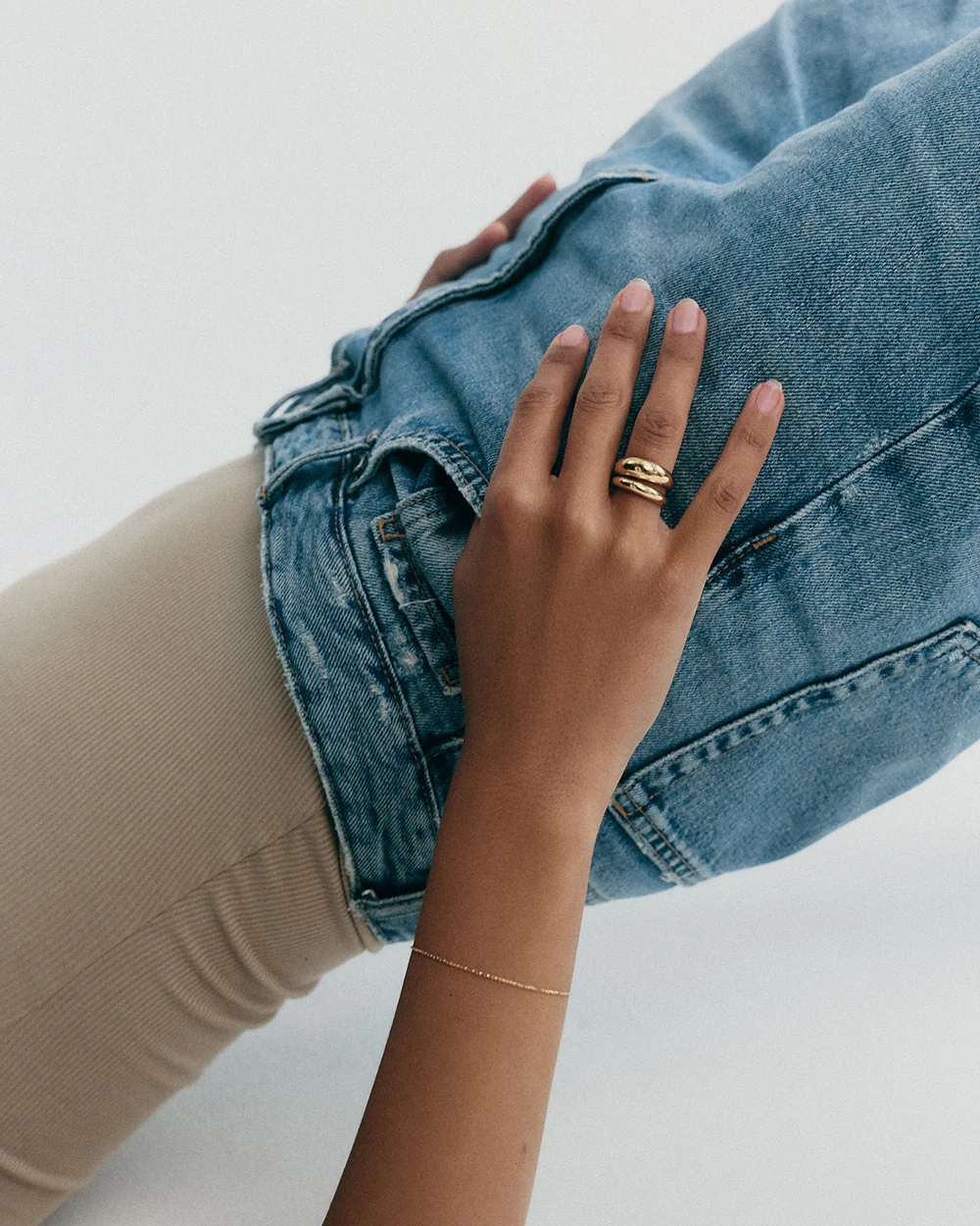 DUALITY CHAIN BRACELET (18K GOLD PLATED) - Image 2