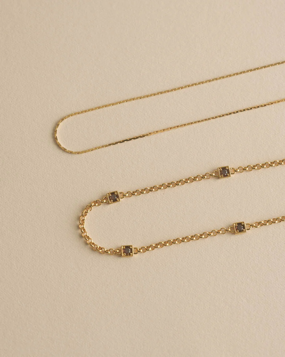 DUALITY CHAIN NECKLACE (18K GOLD PLATED) - Image 3