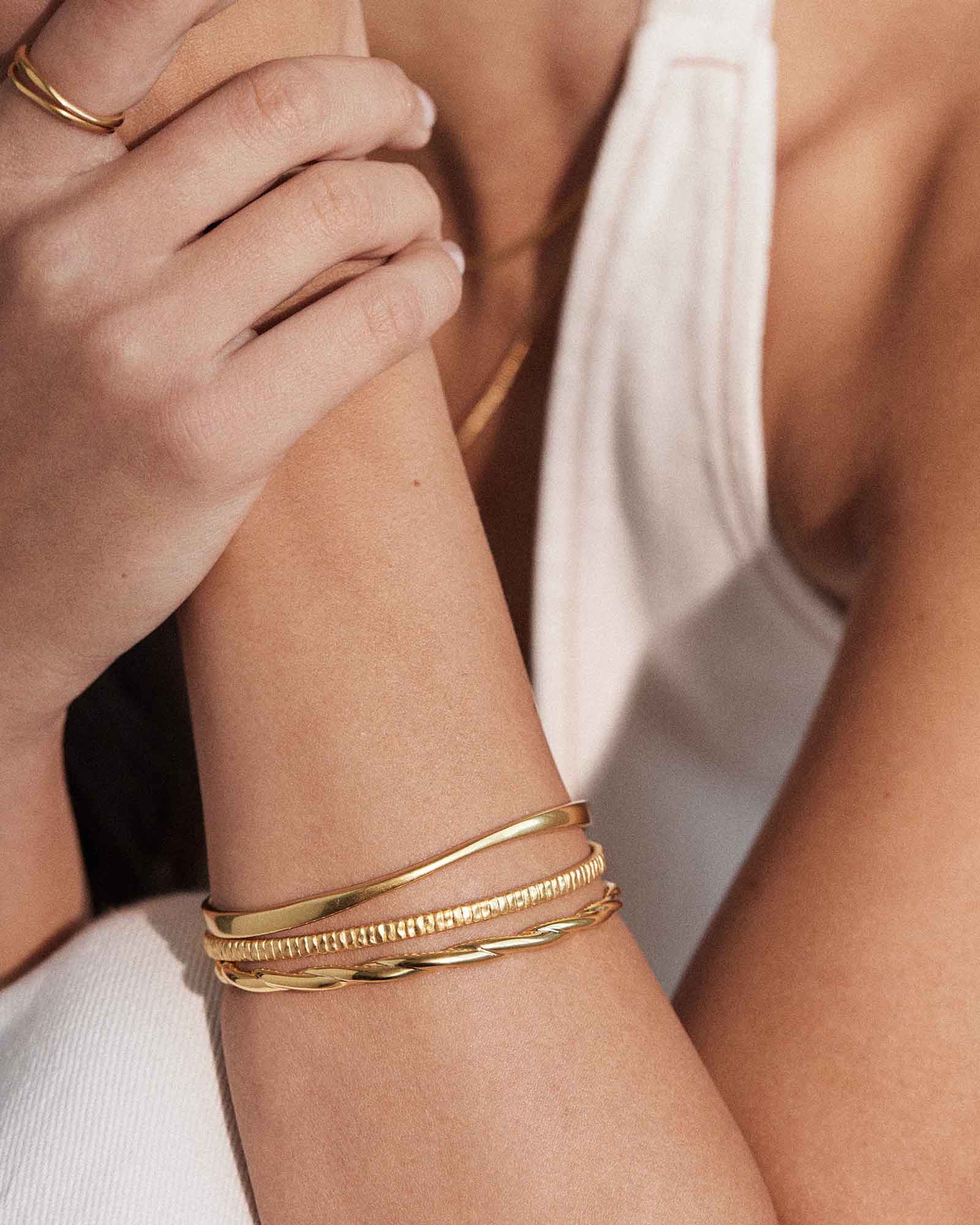 ECHO BANGLE (18K GOLD PLATED) - Image 3