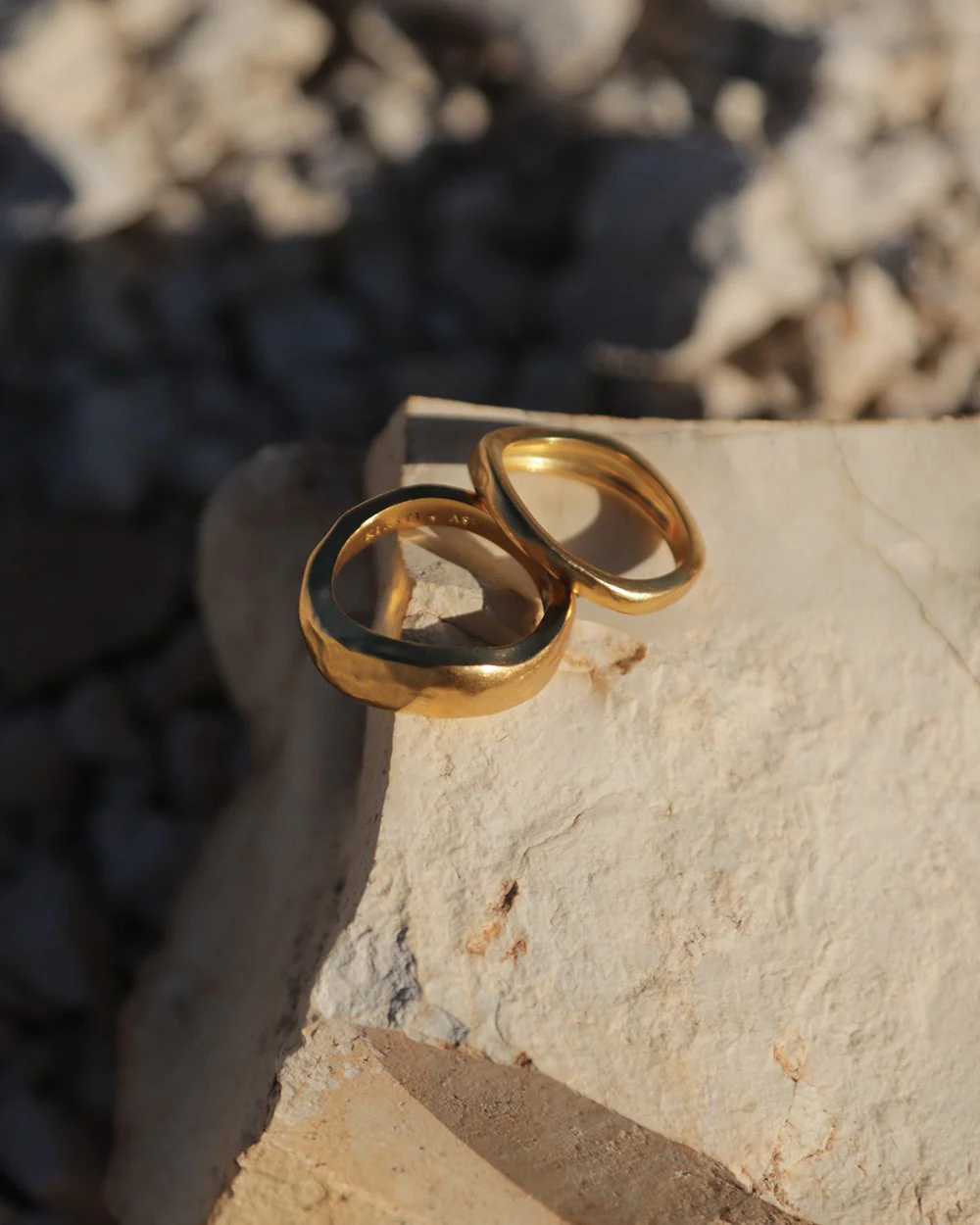 ESSENCE STACKING RING SET (18K GOLD PLATED) - Image 6