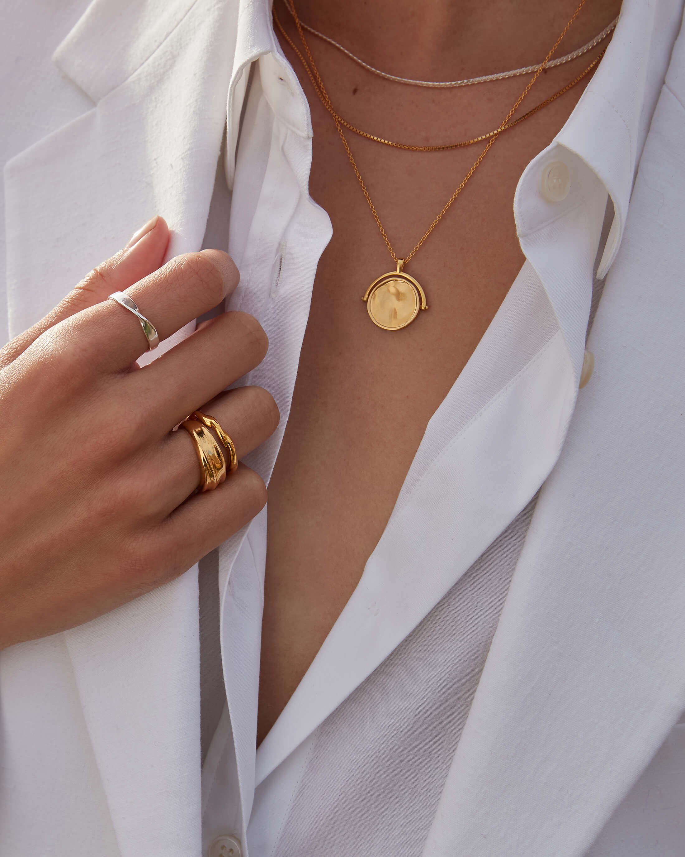 FOLD BAND RING (18K GOLD VERMEIL) - Image 2