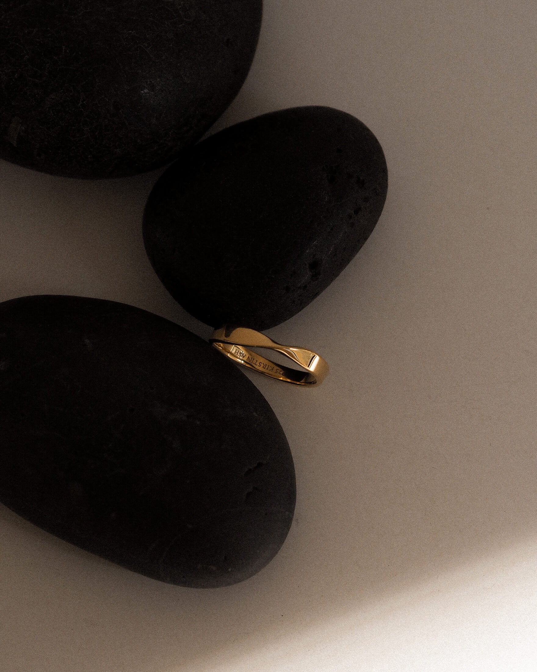 FOLD BAND RING (18K GOLD VERMEIL) - Image 3
