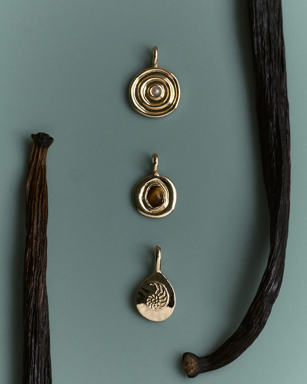 GOLDEN RATIO CHARM (9K GOLD) - Image 6