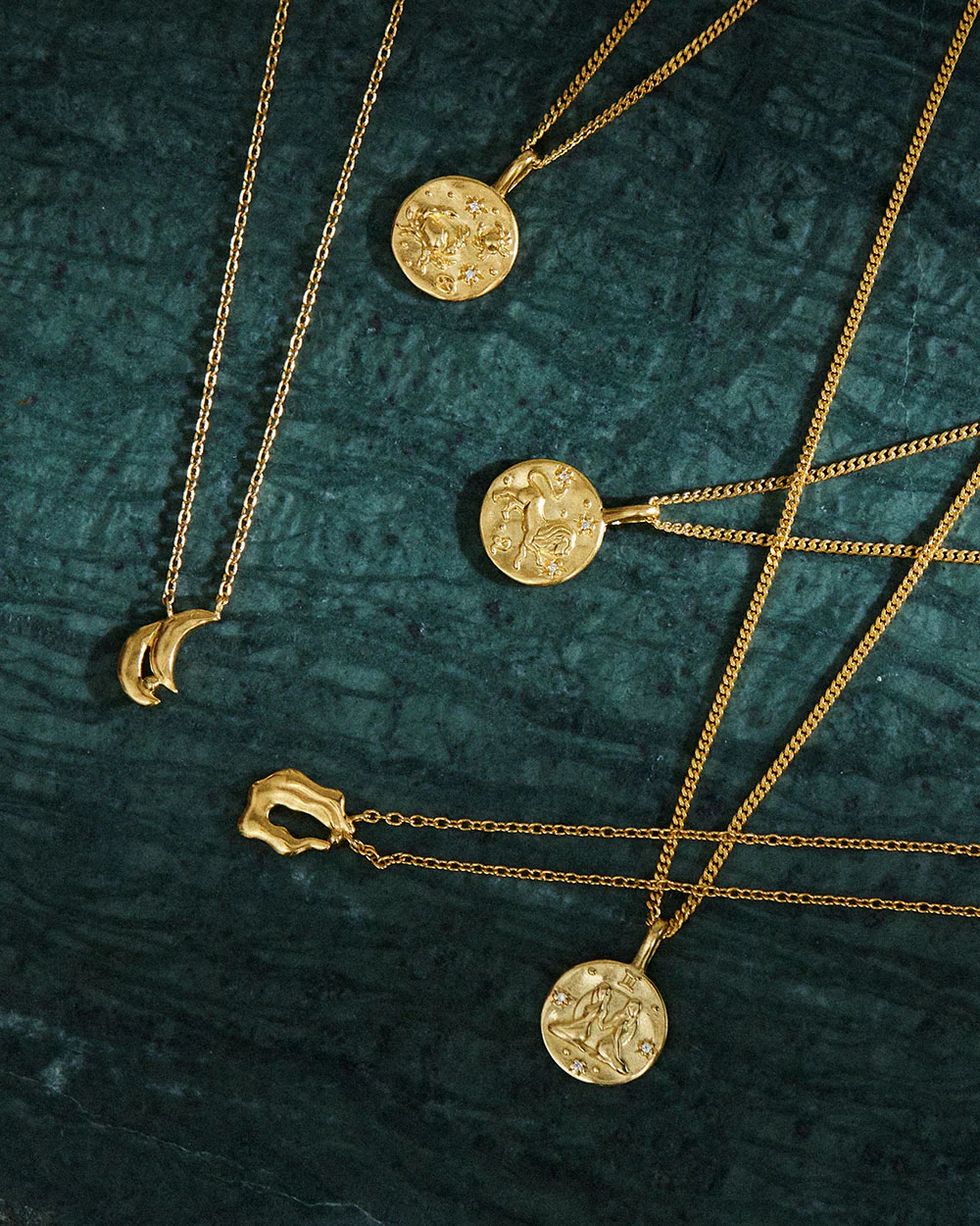 LEO PETITE ZODIAC (18K GOLD VERMEIL) - Image 2