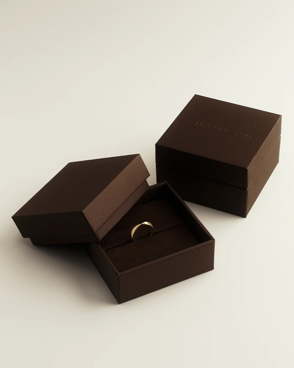 LUMA HUGGIES (9K GOLD) - Image 6