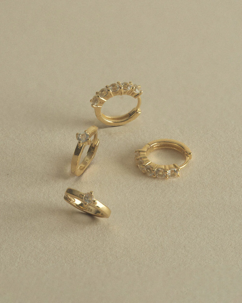 LUMEN HUGGIES (18K GOLD PLATED) - Image 3