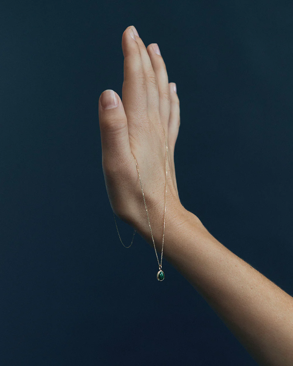 LUMINOUS MALACHITE CHARM (9K GOLD) - Image 3