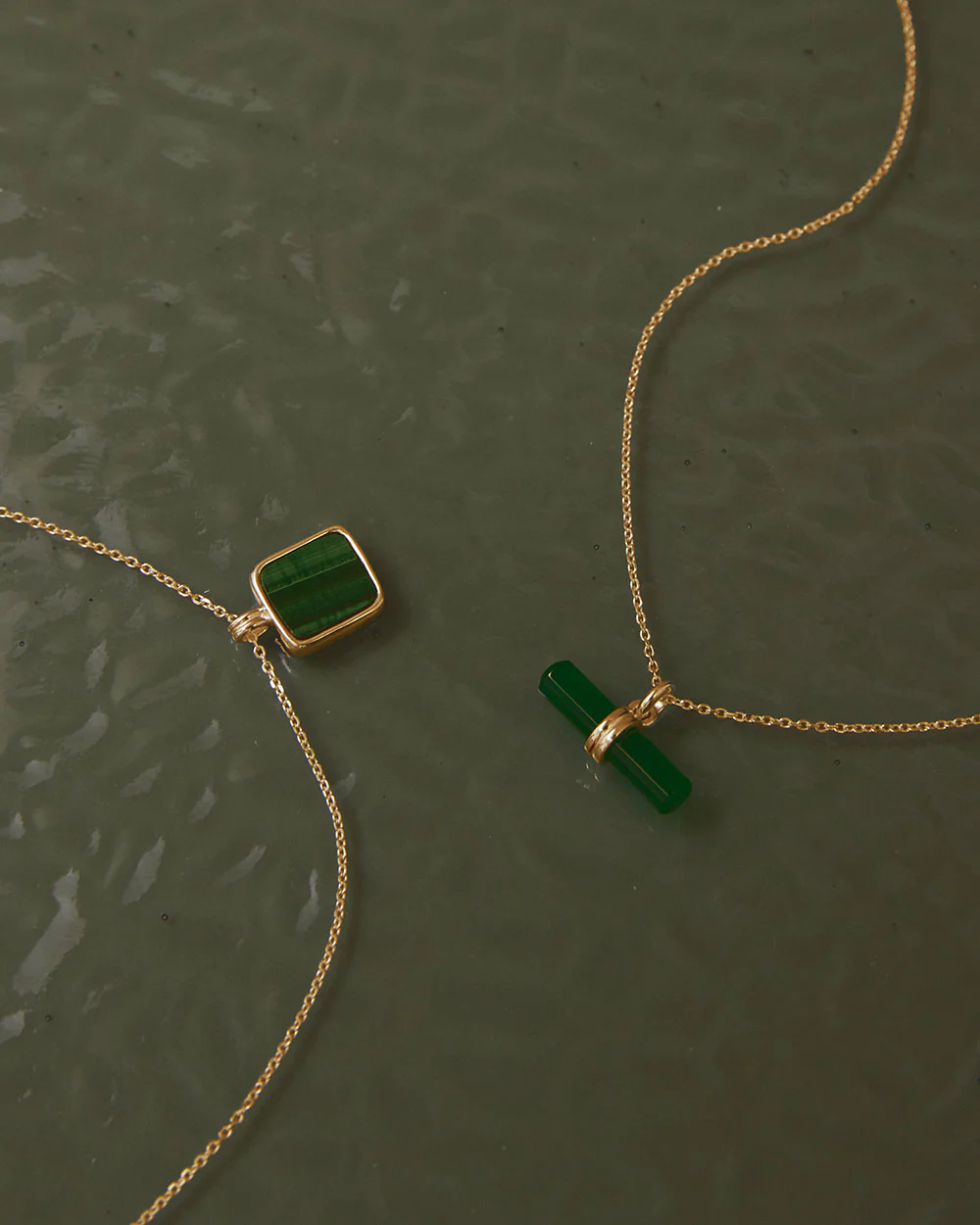 MALACHITE PENDANT NECKLACE (18K GOLD VERMEIL) - Image 2