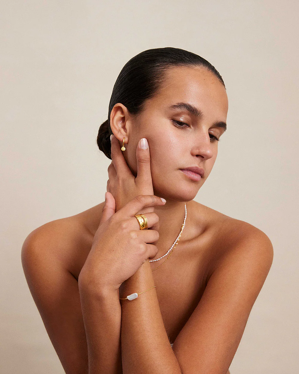 MEMOIR HOOPS (18K GOLD PLATED) - Image 6