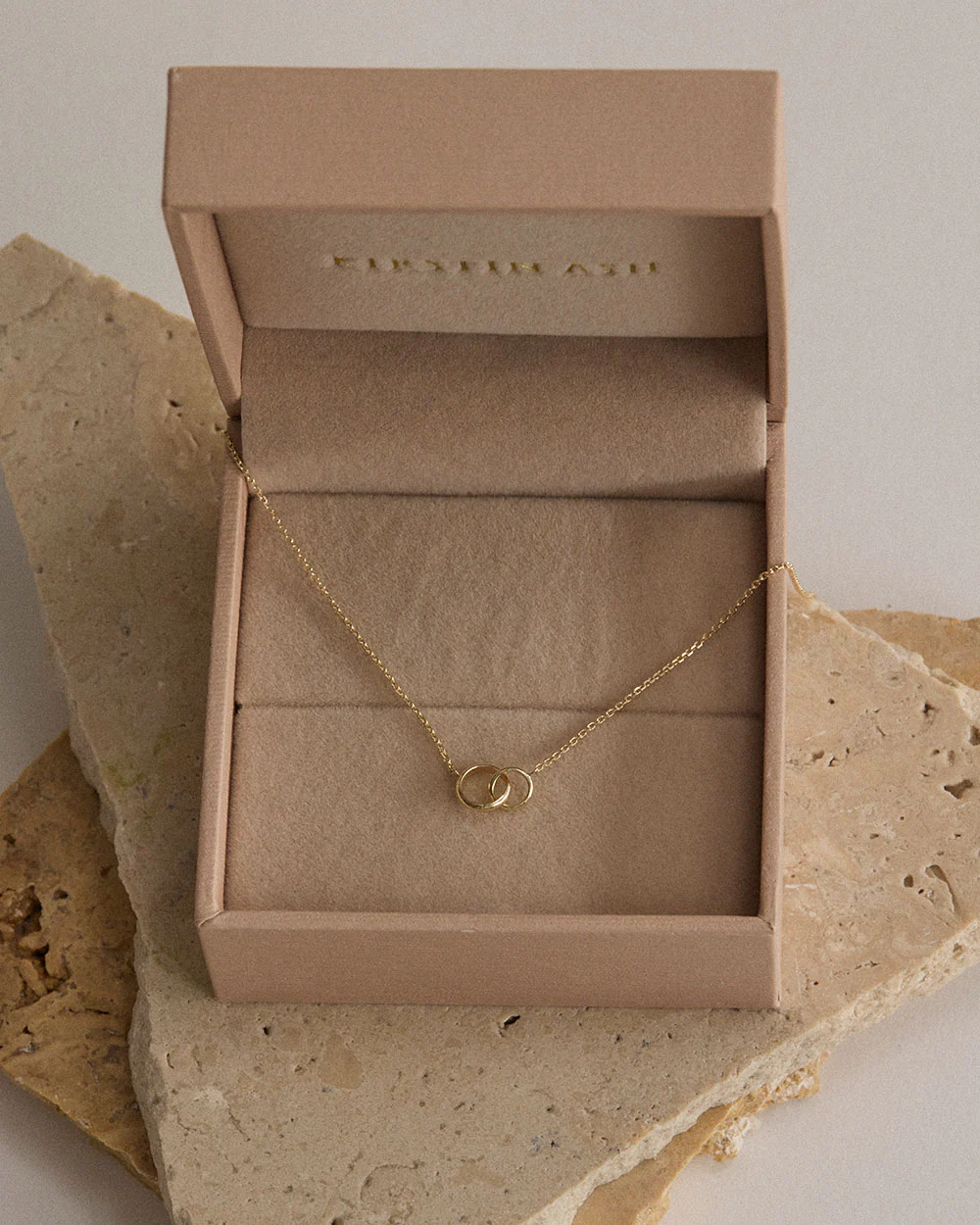 NOMADA FINE NECKLACE (9K GOLD) - Image 7