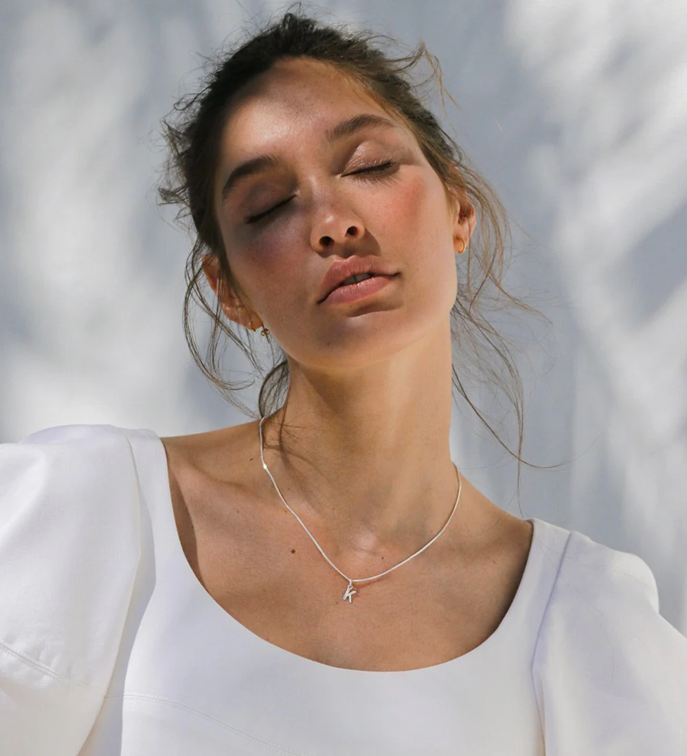 OUTLINE INITIAL NECKLACE A-Z (18K ROSE GOLD VERMEIL) - Image 2