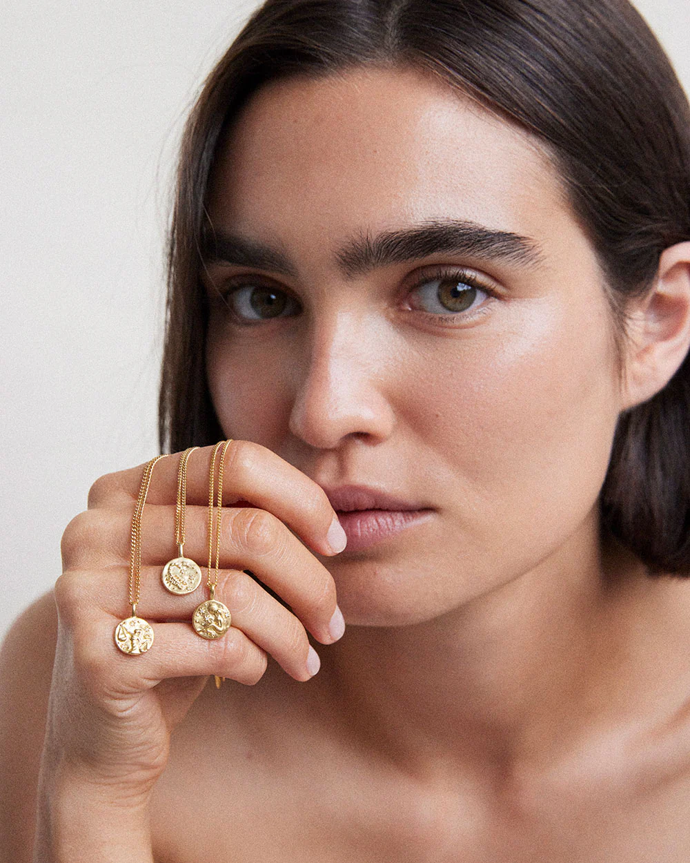 PETITE ZODIAC NECKLACE (18K GOLD VERMEIL) - Image 2