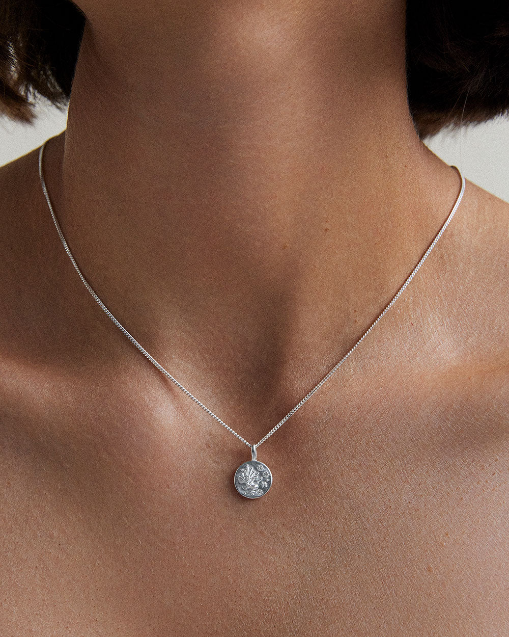 PISCES PETITE ZODIAC NECKLACE (STERLING SILVER) - Image 2