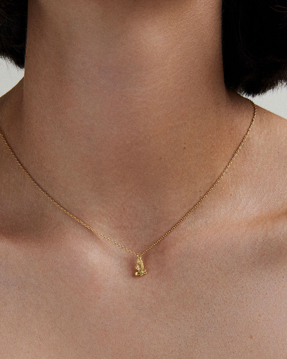 PISCES STAR SIGN NECKLACE (18K GOLD VERMEIL) - Image 2