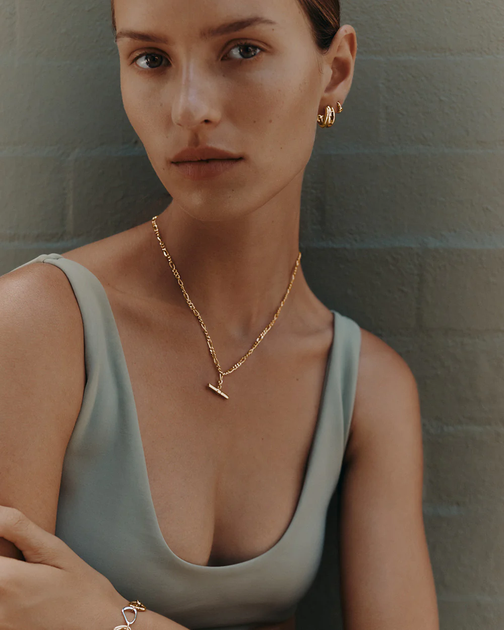 PRESENCE HOOPS (18K GOLD PLATED) - Image 3