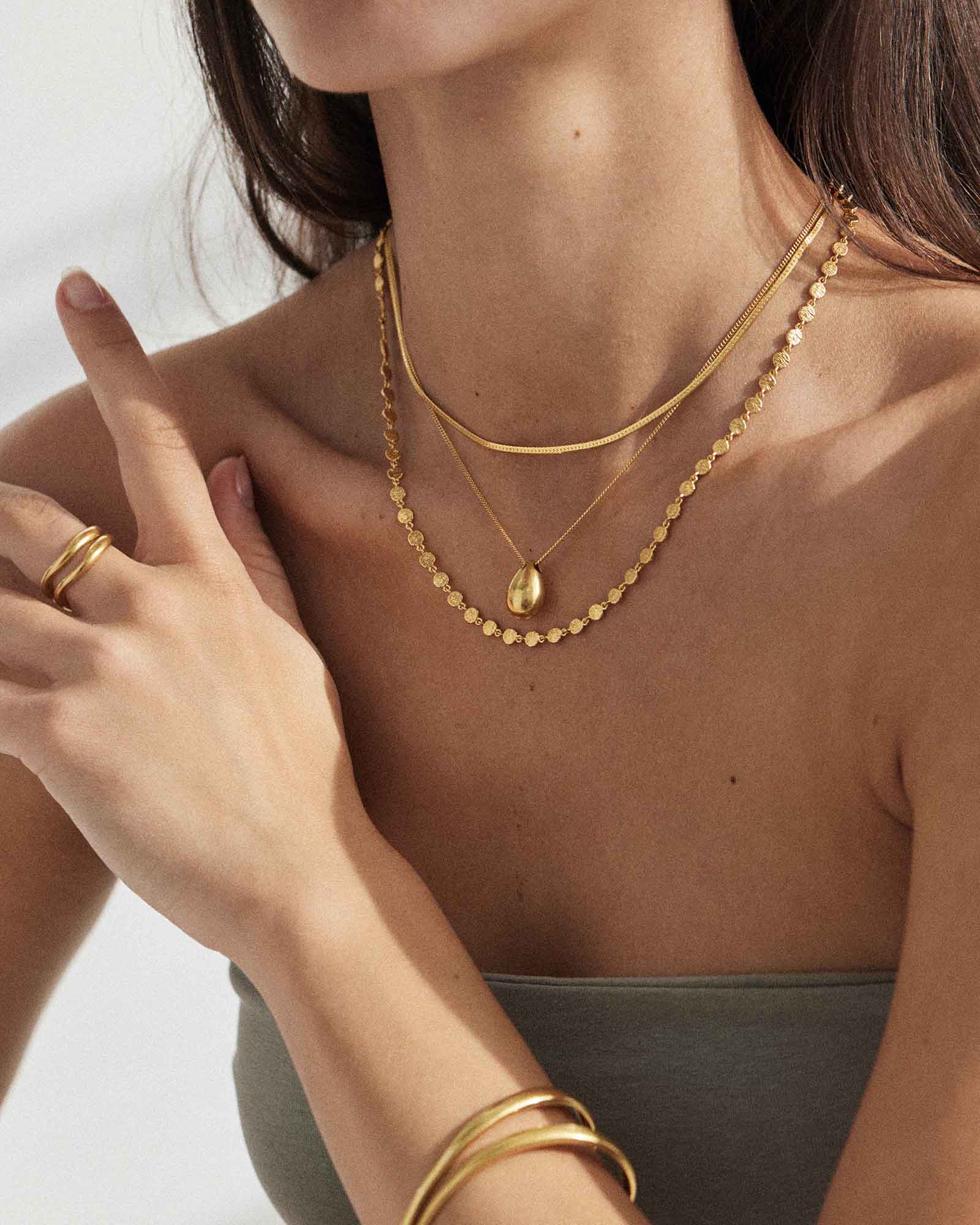 REFLECTION CHAIN NECKLACE (18K GOLD PLATED) - Image 2