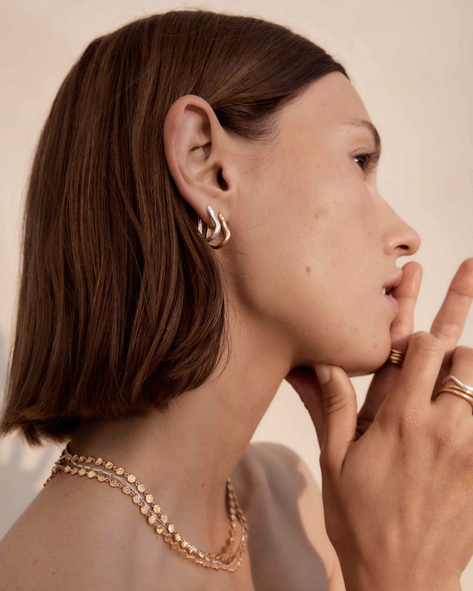 REFLECTION CHAIN NECKLACE (18K GOLD PLATED) - Image 7