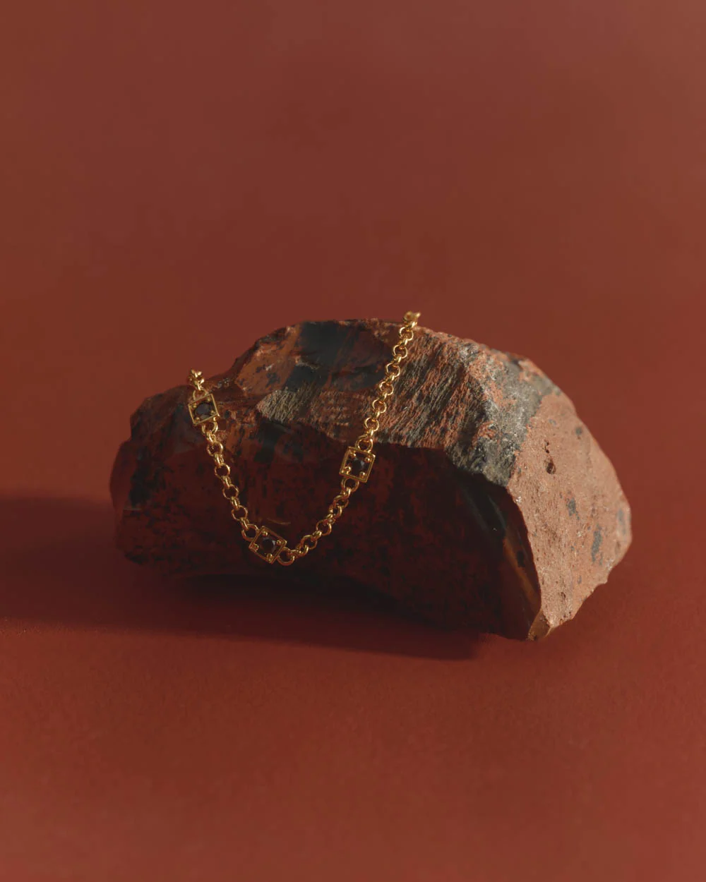 RENEWAL BRACELET (18K GOLD PLATED) - Image 3
