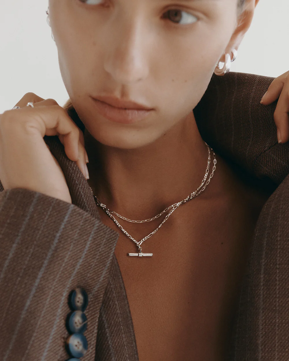 RHYTHM T-BAR NECKLACE (STERLING SILVER) - Image 2