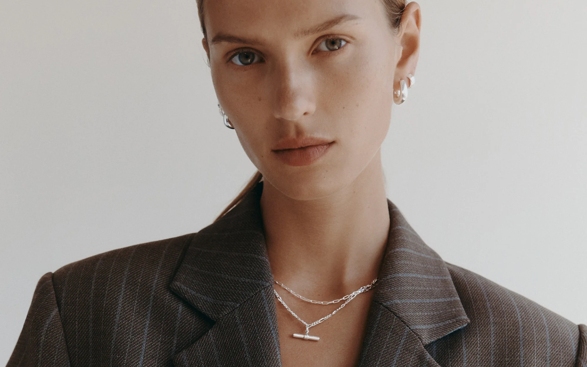 RHYTHM T-BAR NECKLACE (STERLING SILVER) - Image 5
