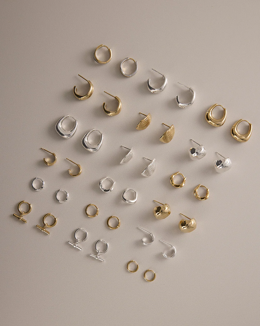 RISE HALF HOOPS (18K GOLD PLATED) - Image 4