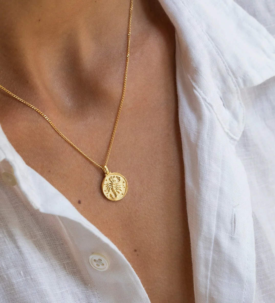 SCORPIO ZODIAC NECKLACE (18K GOLD VERMEIL) - Image 2