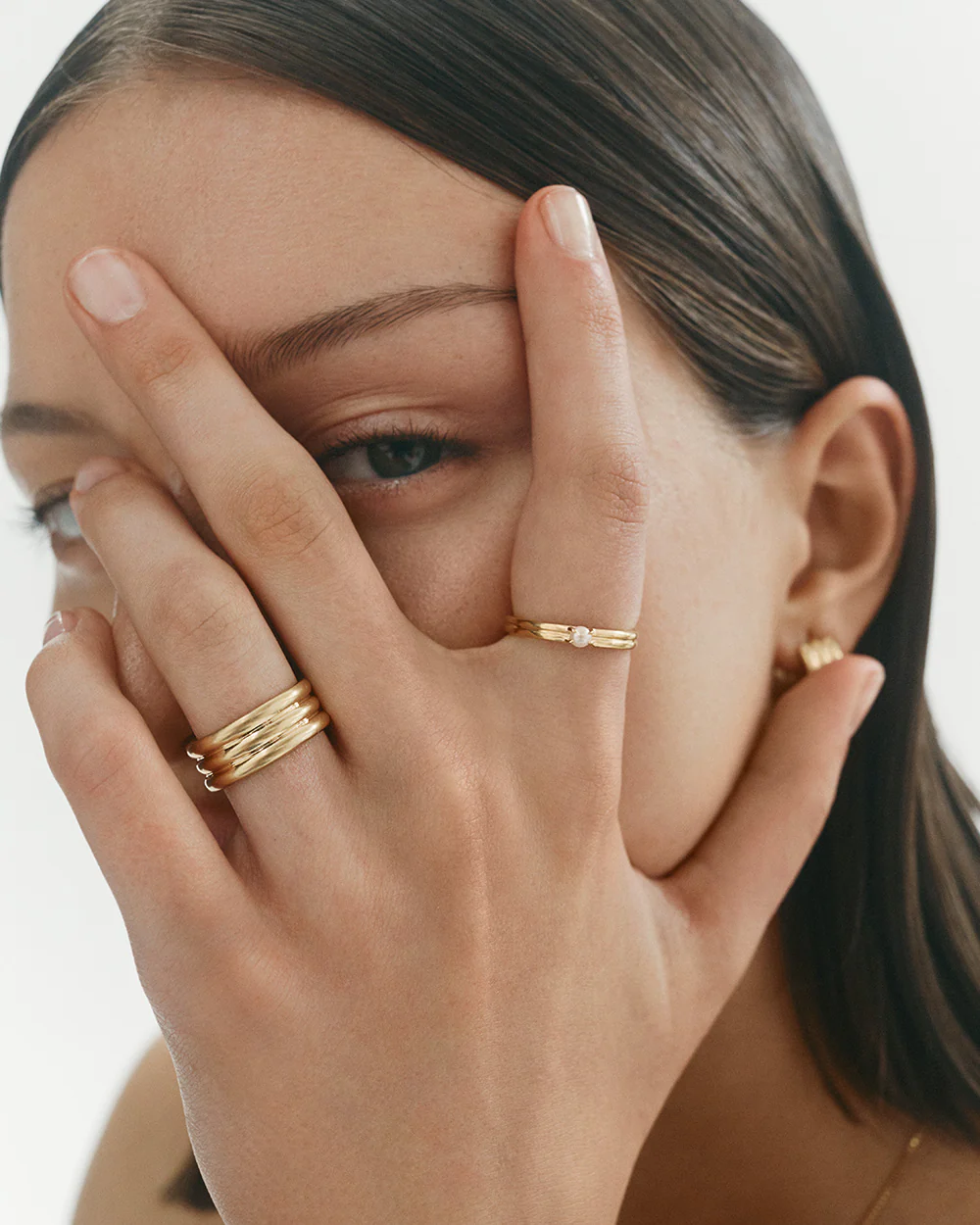SOLACE PEARL RING (18K GOLD VERMEIL) - Image 2