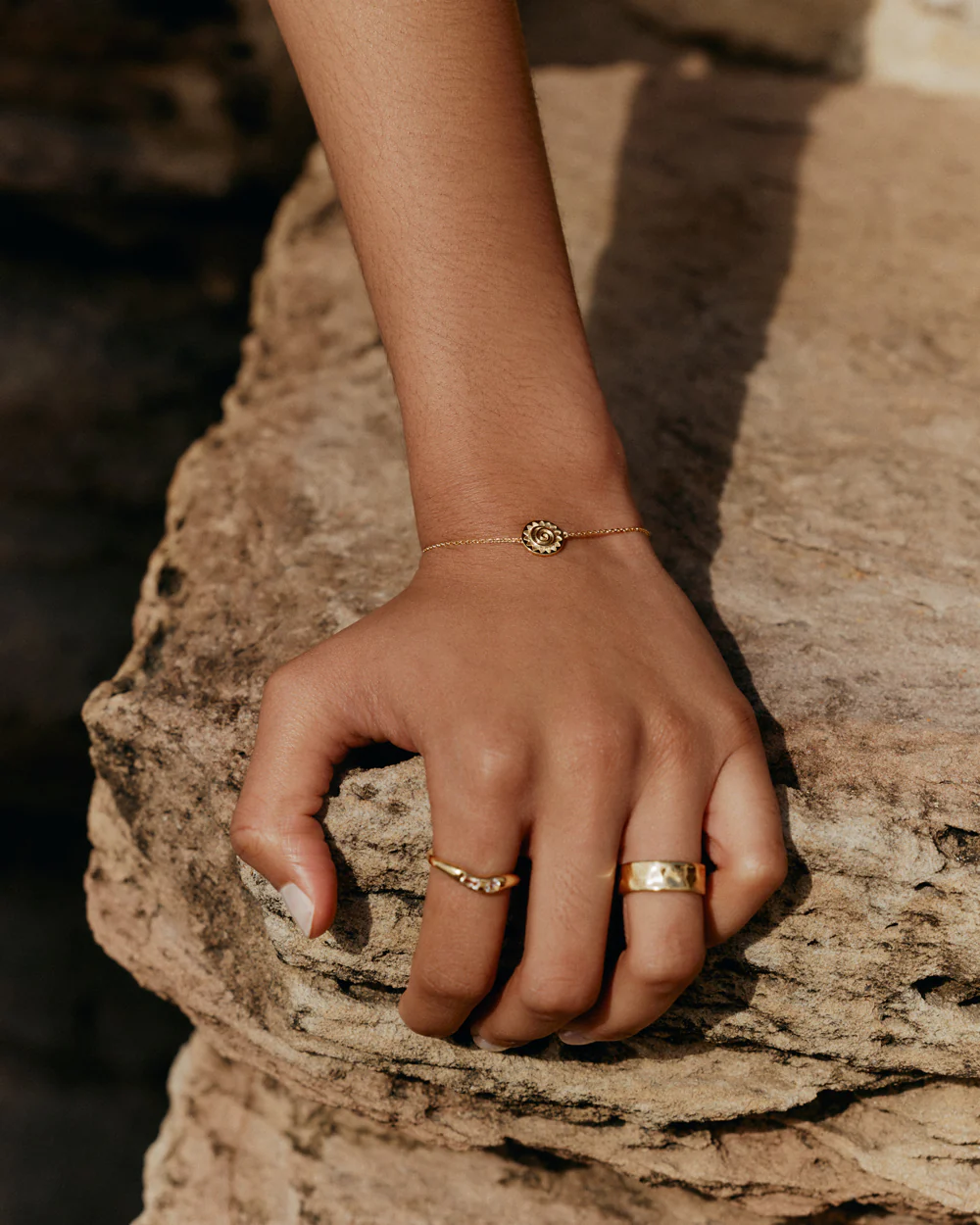 SOLARA BRACELET (18K GOLD VERMEIL) - Image 2