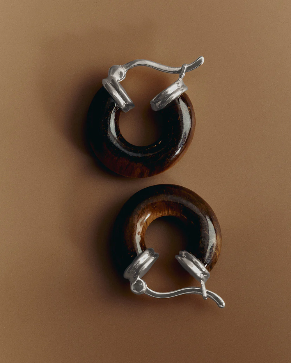 TEMPO TIGERS EYE HOOPS (STERLING SILVER) - Image 5