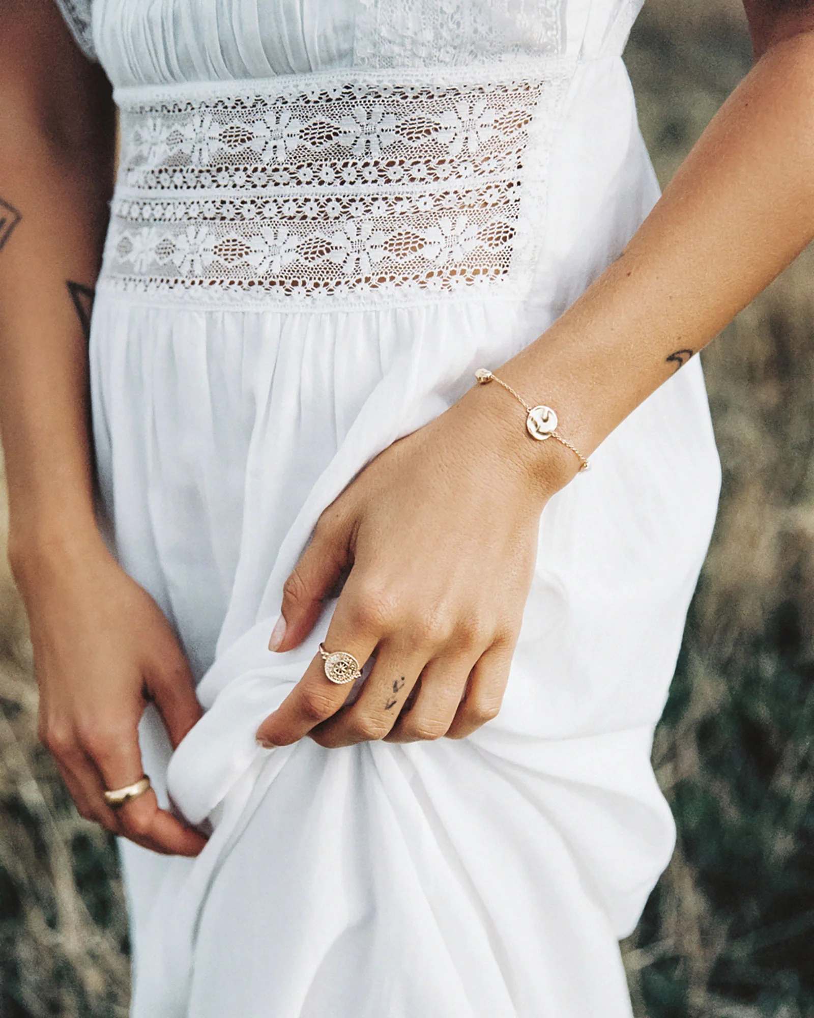 TIDAL PEARL BRACELET (18K GOLD PLATED) - Image 2