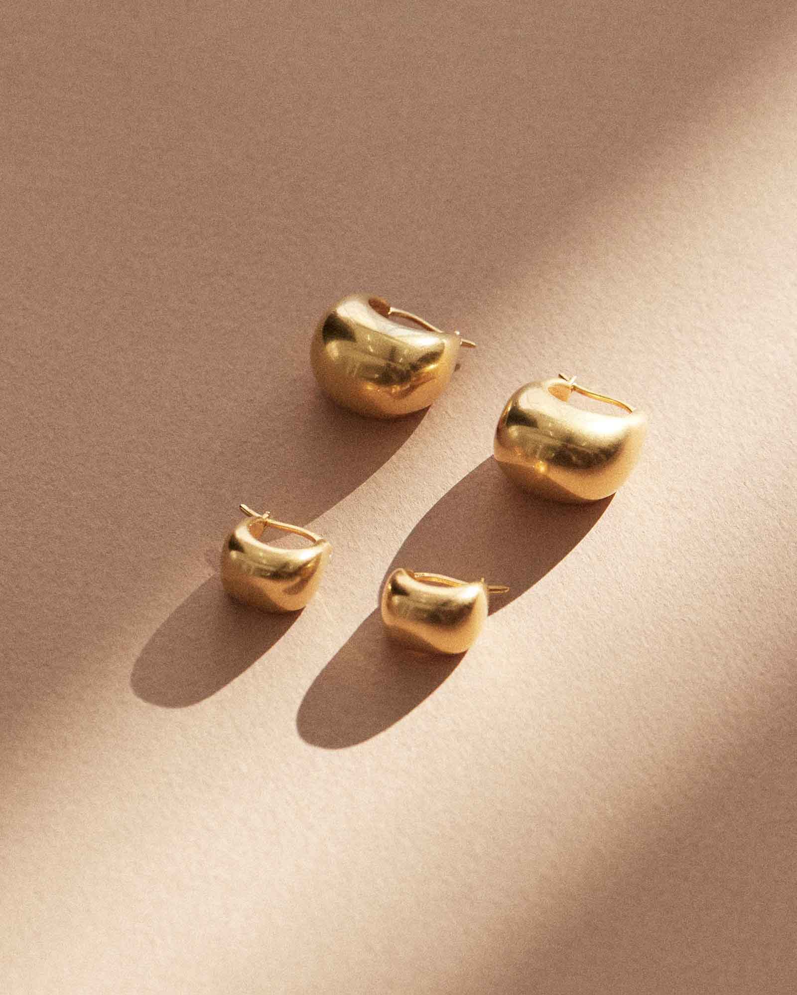 TRESOR HOOPS MEDIUM (18K GOLD PLATED) - Image 4