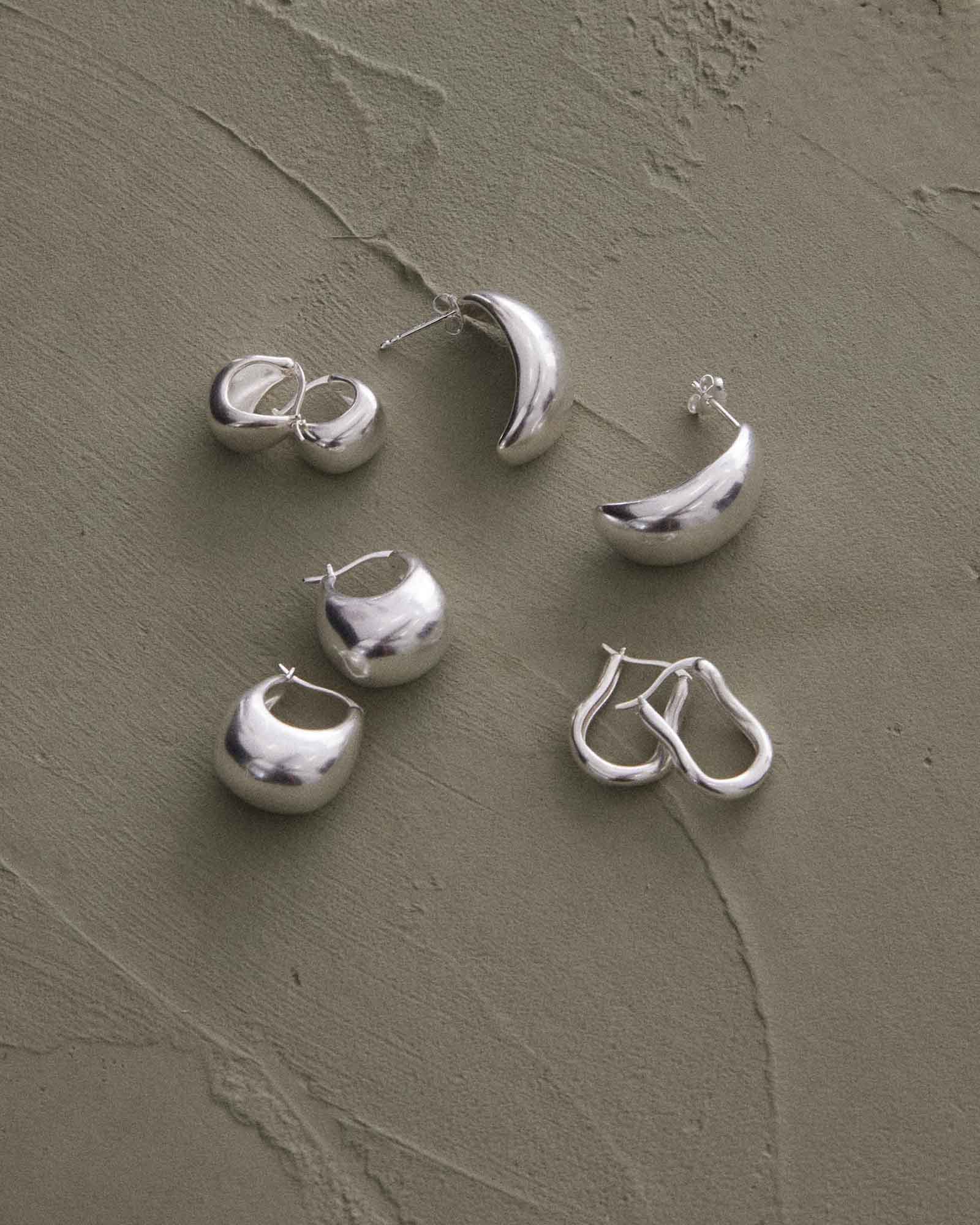 TRESOR HOOPS SMALL (STERLING SILVER) - Image 4