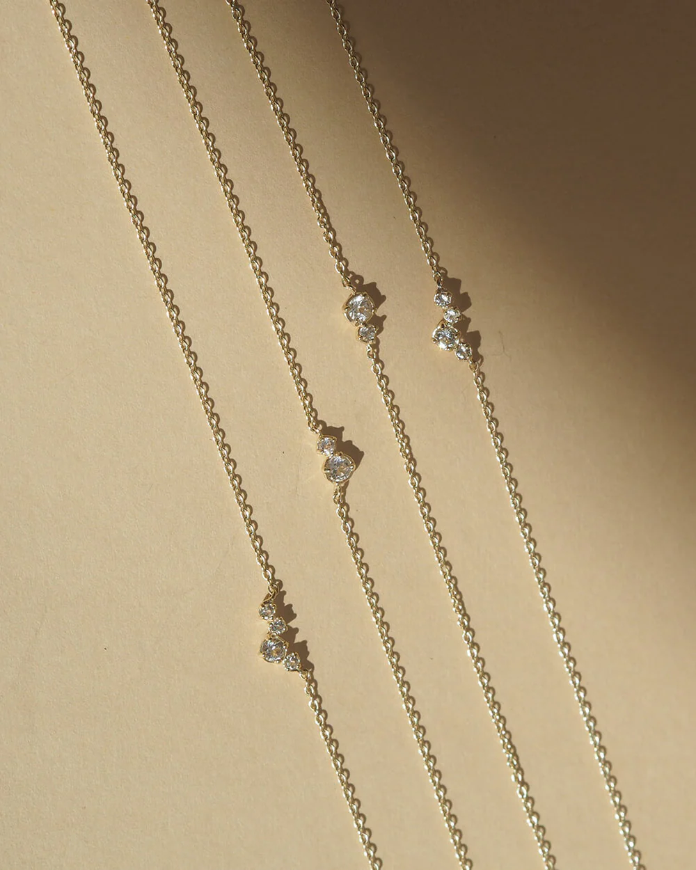 VALENCIA TOPAZ BRACELET (9K GOLD) - Image 3
