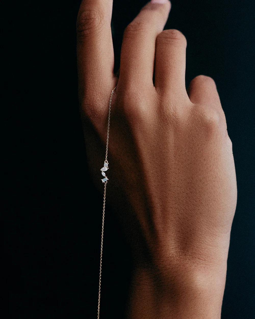 VELA BRACELET (9K GOLD) - Image 3