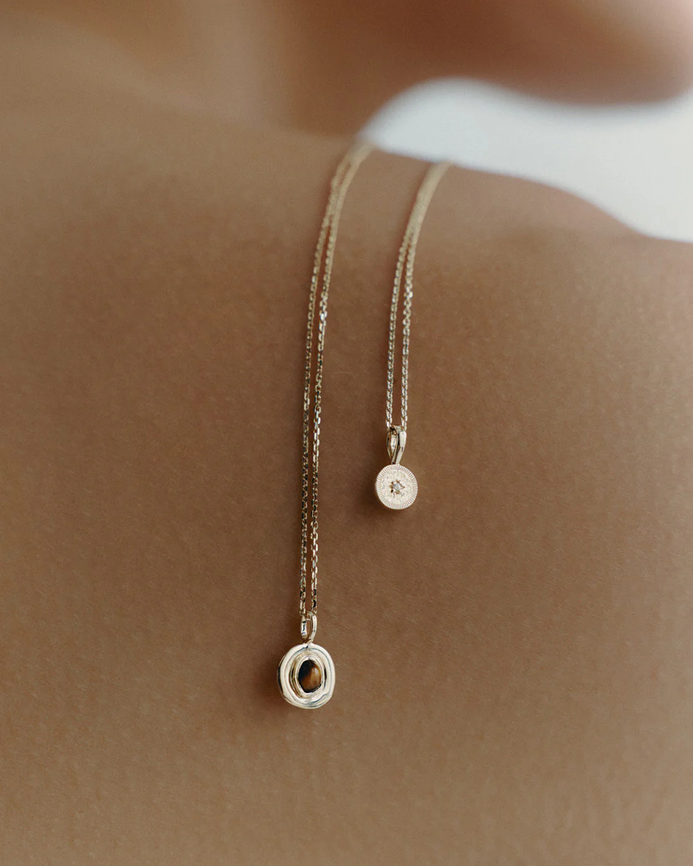 VENUS CHARM (9K GOLD) - Image 2