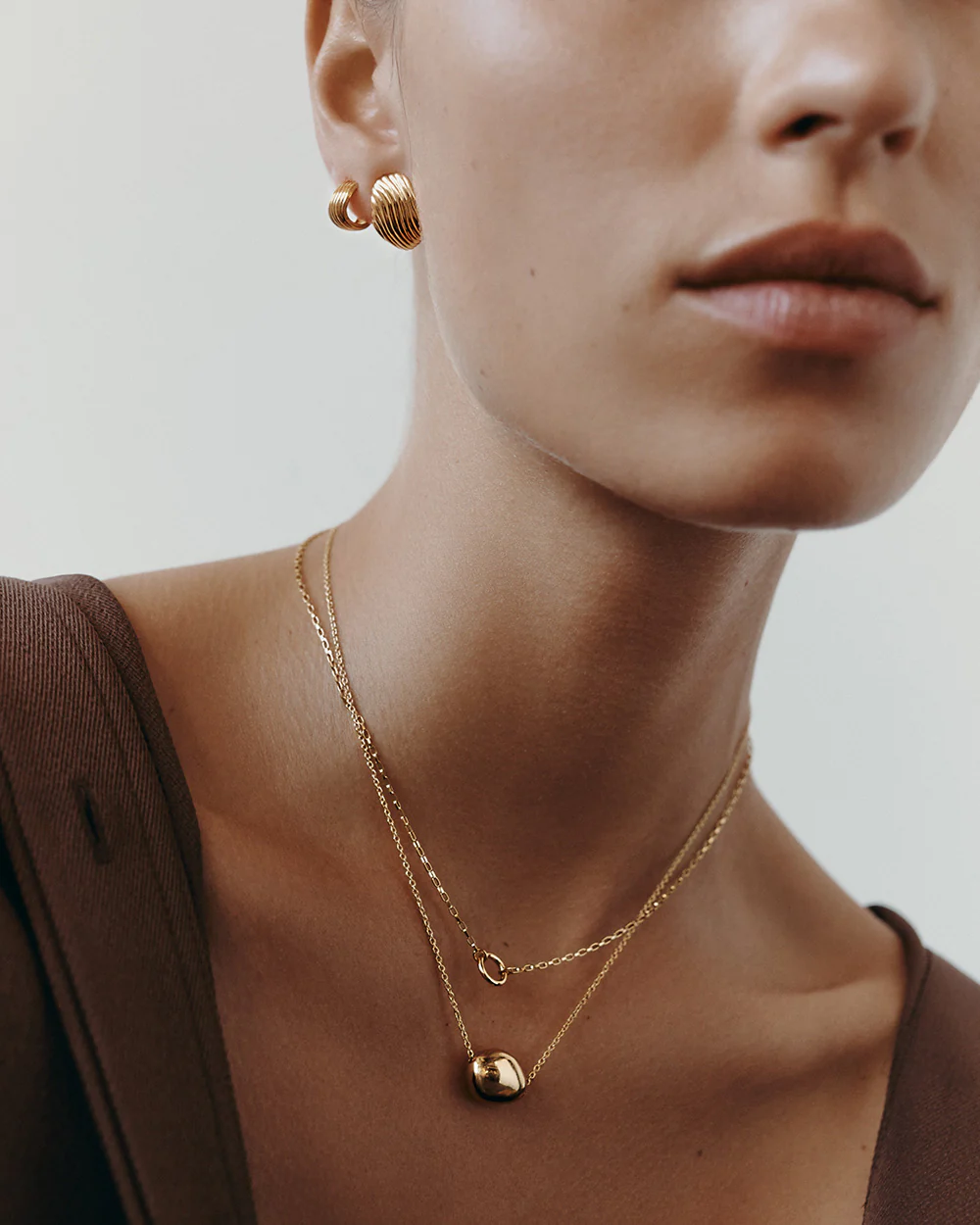 WITHIN MOTION NECKLACE (18K GOLD PLATED) - Image 3