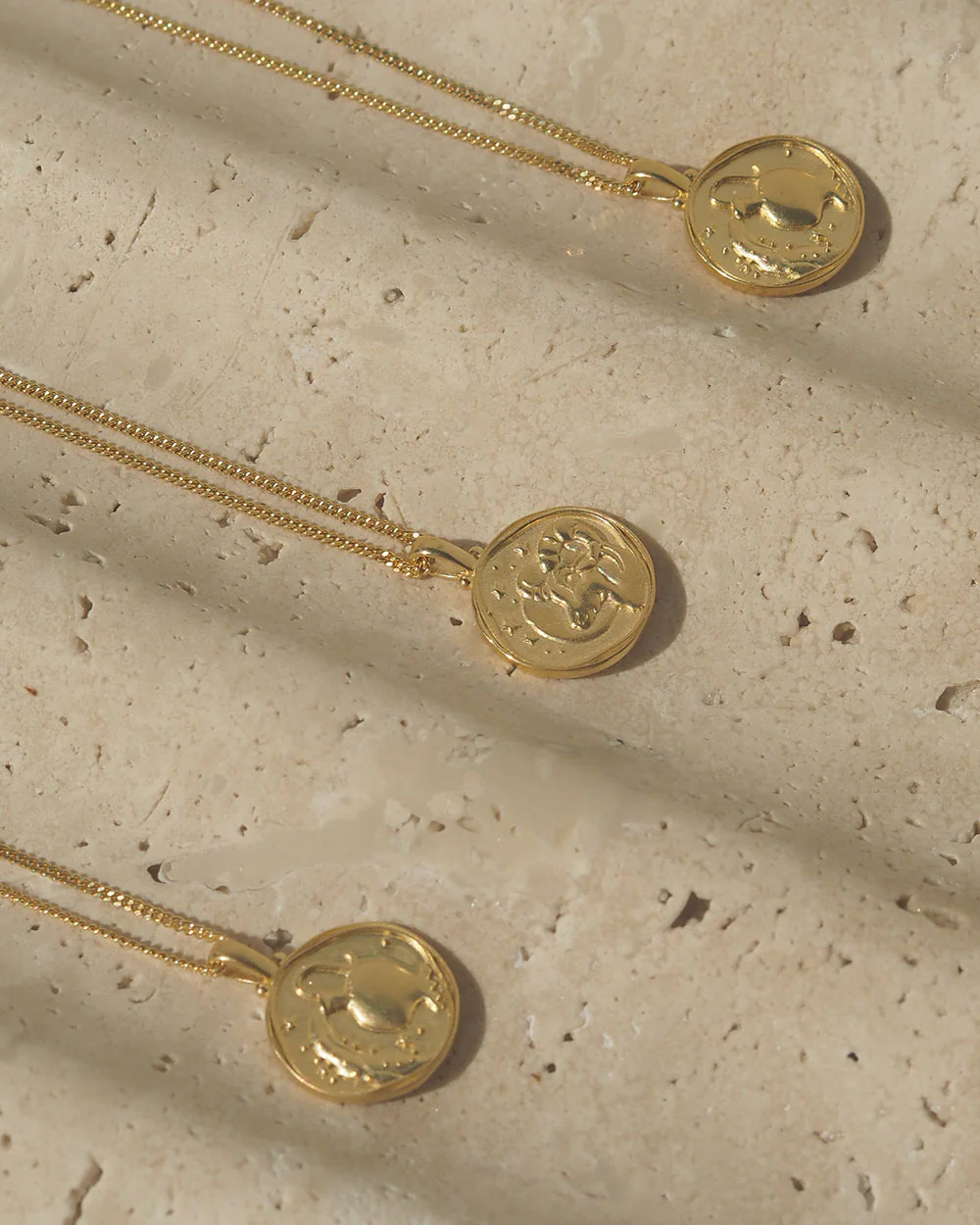 ZODIAC NECKLACE (18K GOLD VERMEIL) - Image 4